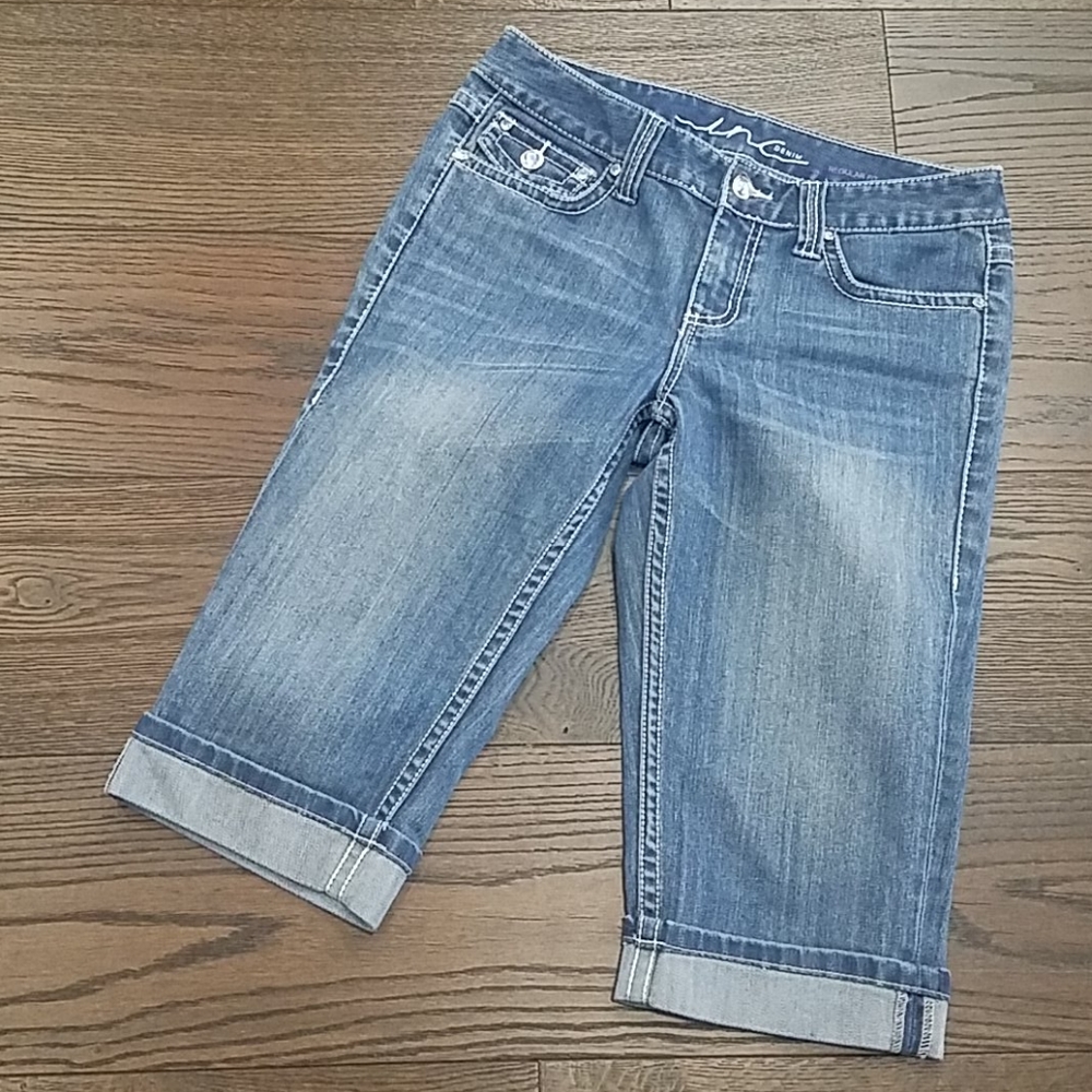 INC Regular Fit Cuff Capris